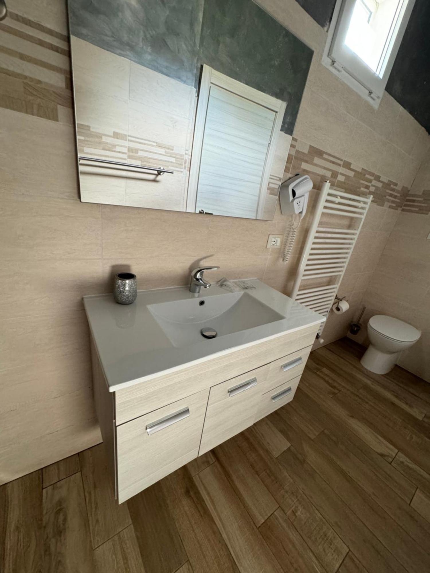 Atena B&B Apartments Platino San Silvestro  외부 사진