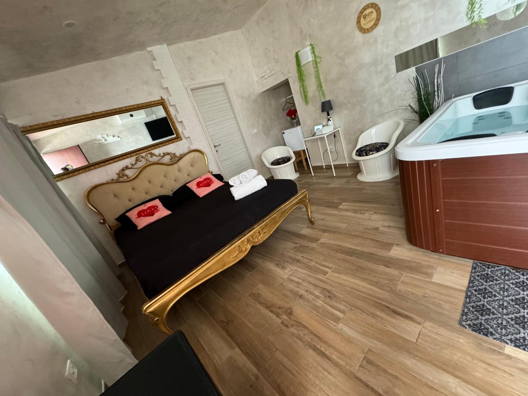 Atena B&B Apartments Platino San Silvestro  외부 사진